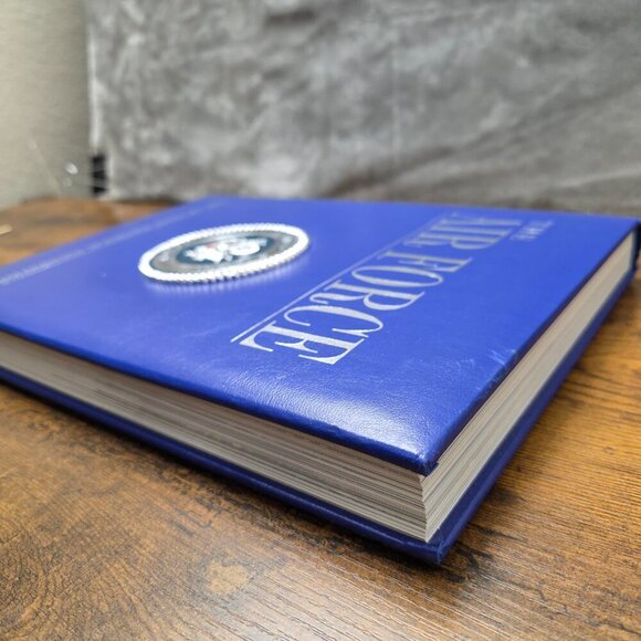 Air Force Historical Book‎ Leather Bound - Picture 10 of 14